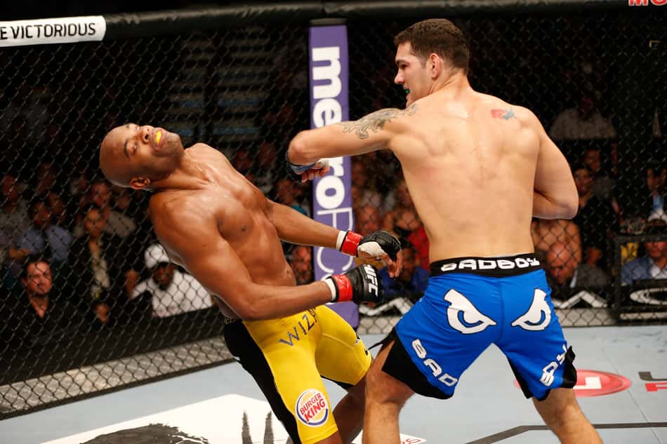 UFC 162: Chris Weidman nocauteia Anderson Silva (Foto: Reprodução)