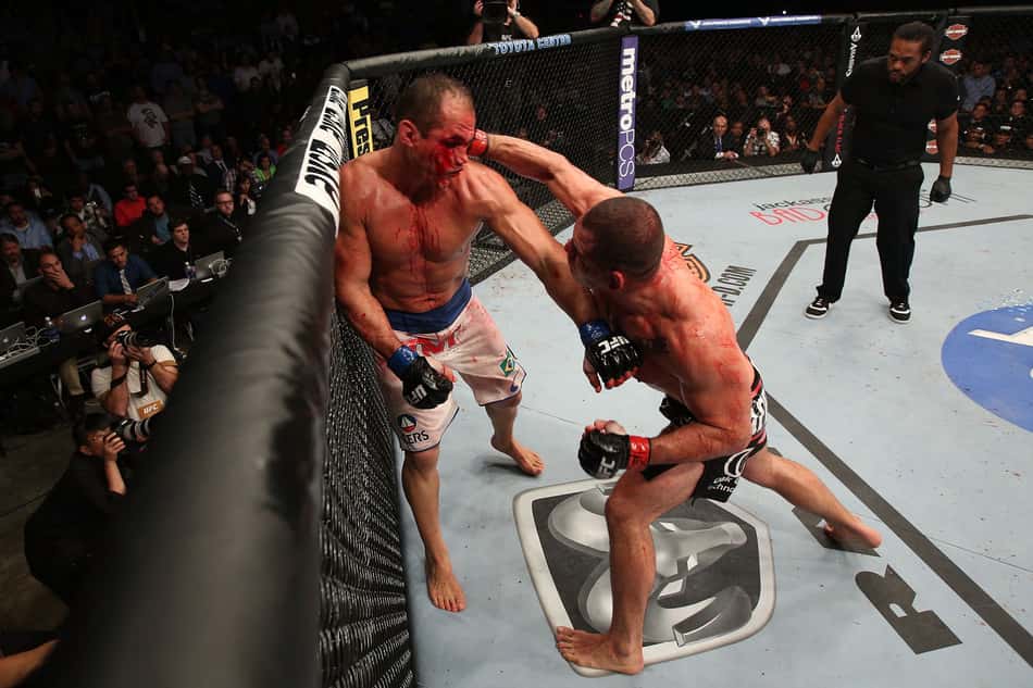 Acusado de tentativa de homicídio, ex-campeão do UFC tem julgamento adiado