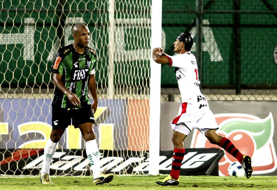 Alex a Lugano: 'Boa sorte no Paris Saint-Germain'
