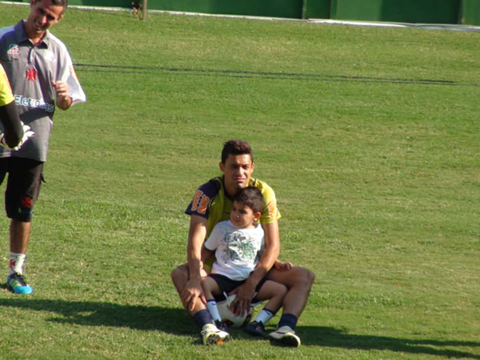 Marquinho: 'Nunca deixamos de sonhar com o título'
