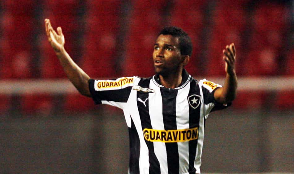 Rafael, sobre bola na trave de Love: 'A sorte reconheceu meu esforço'