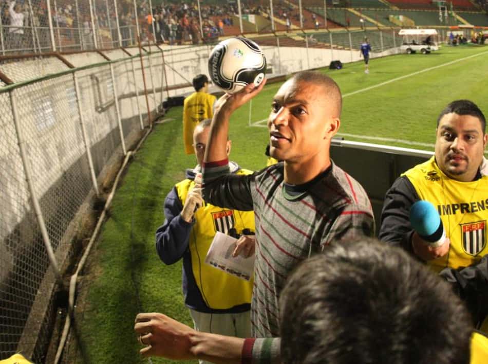Dida - Portuguesa x Vasco (Foto: Tom Dib)