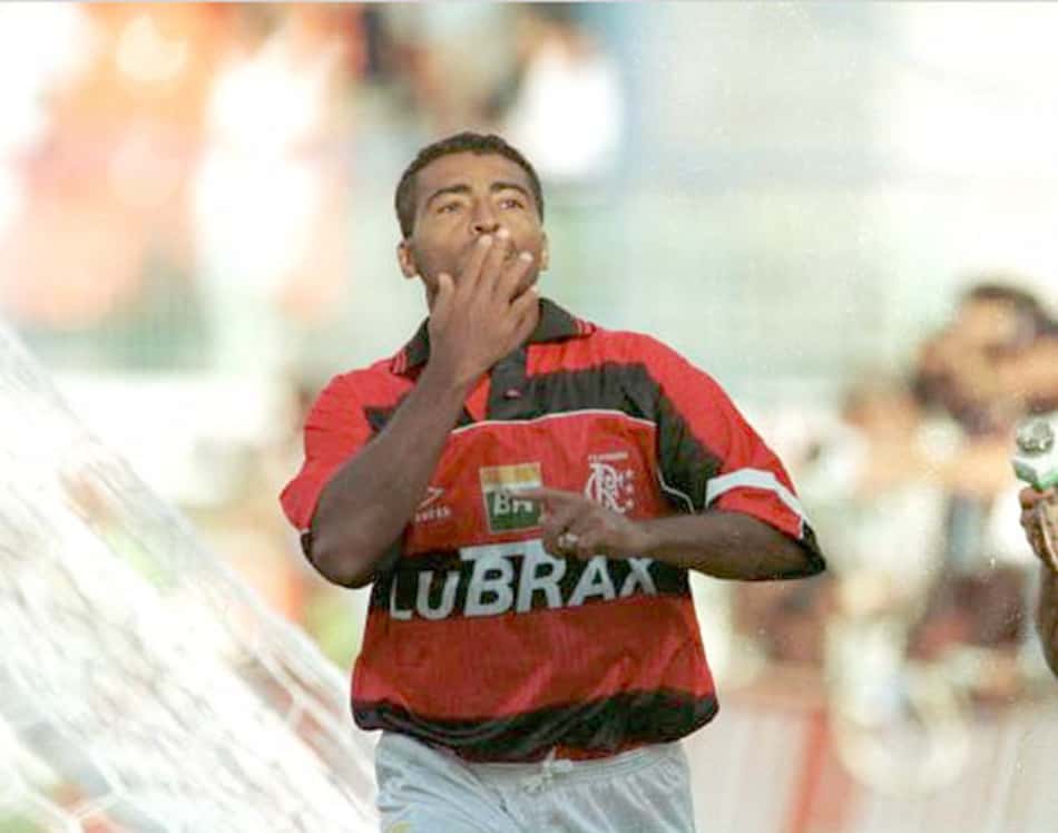 Romario comemora o gol. Foto de Djalma Vassao