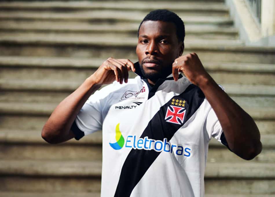 Escritor da biografia de Seedorf vai a treino do Botafogo no Engenhão