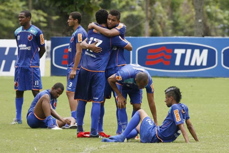 Willians participa de recreativo e joga o clássico
