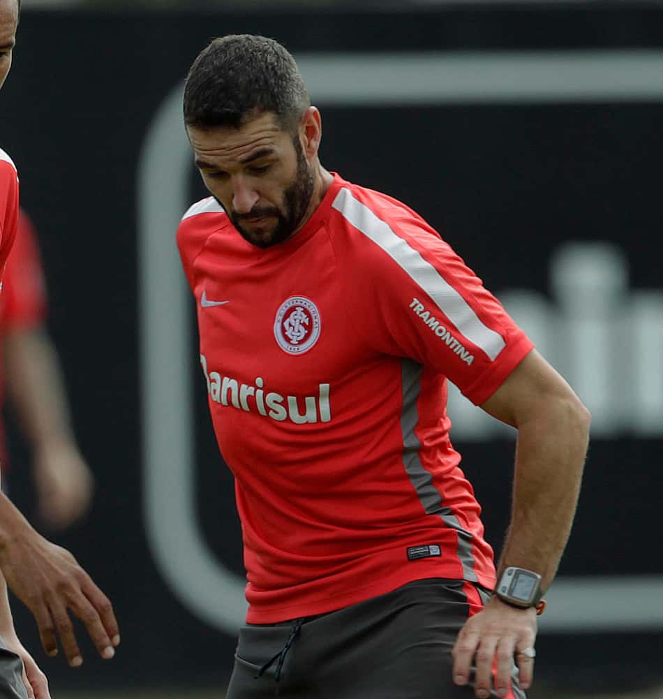 Lisandro López tem retorno confirmado ao Racing