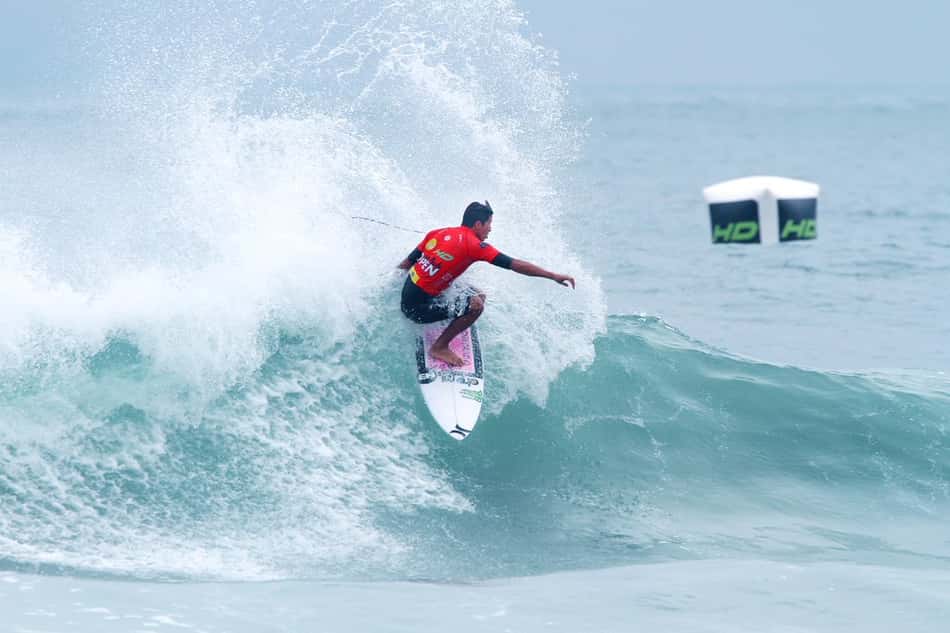 Pupo vence Davey Cathels e conquista título do QS de Maresias