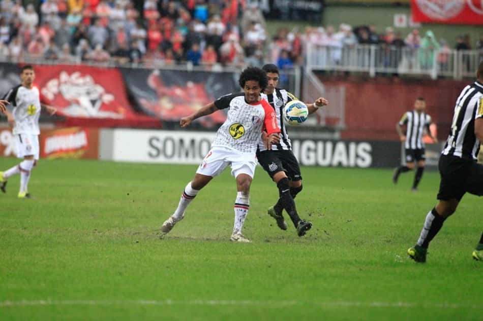 Joinville x Santos (Foto: CARLOS JR/FUTURA PRESS)