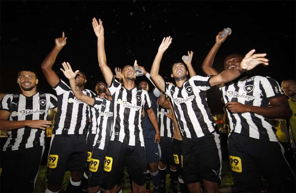 Campeonato Brasileiro SerieB - Luverdense x Botafogo (foto:Vitor Silva/SSPRESS)