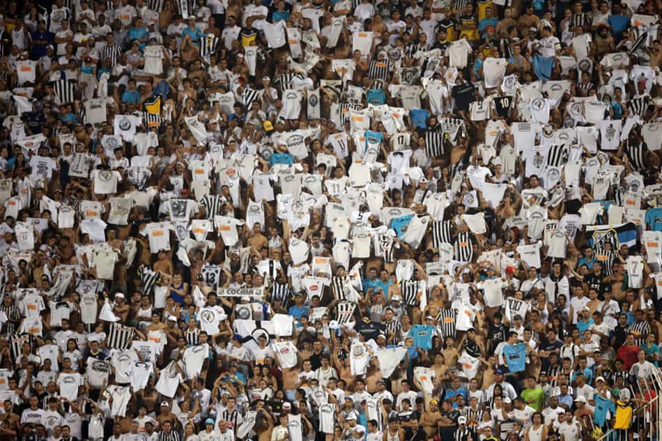 Torcida do Santos (Foto: Ari Ferreira/Lancepress!)