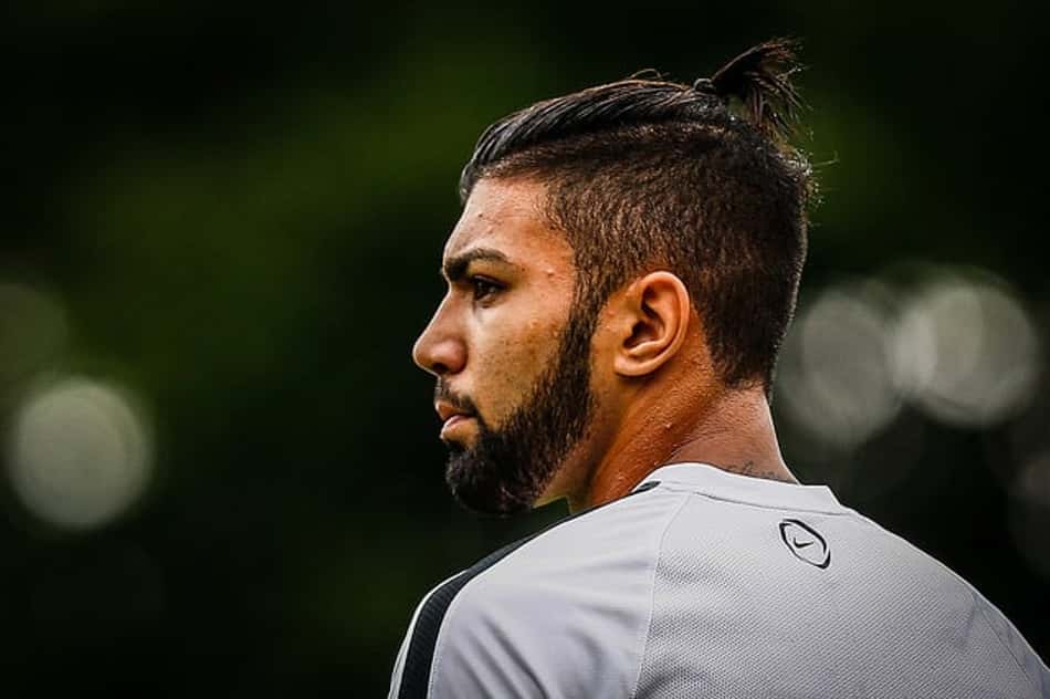 Gabigol 'renasce' em projeto olímpico e fecha ano como goleador da Seleção