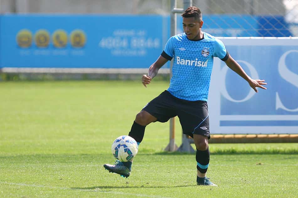 Pedro Rocha acredita que vitória sobre Corinthians aumentará confiança do Grêmio