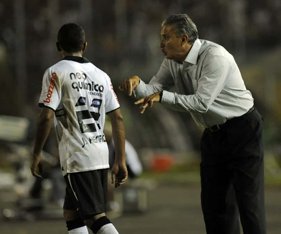 FOTOS – Tite acumula títulos e conquistas pelo Corinthians