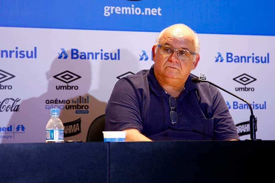 Presidente do Grêmio comentou adiamento de jogo do Palmeiras: 'Nos causou estranheza'