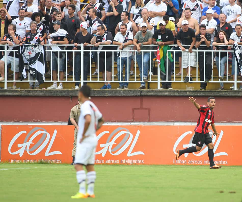 De novo, não! Vasco volta ao palco da queda em 2013 em situação de risco