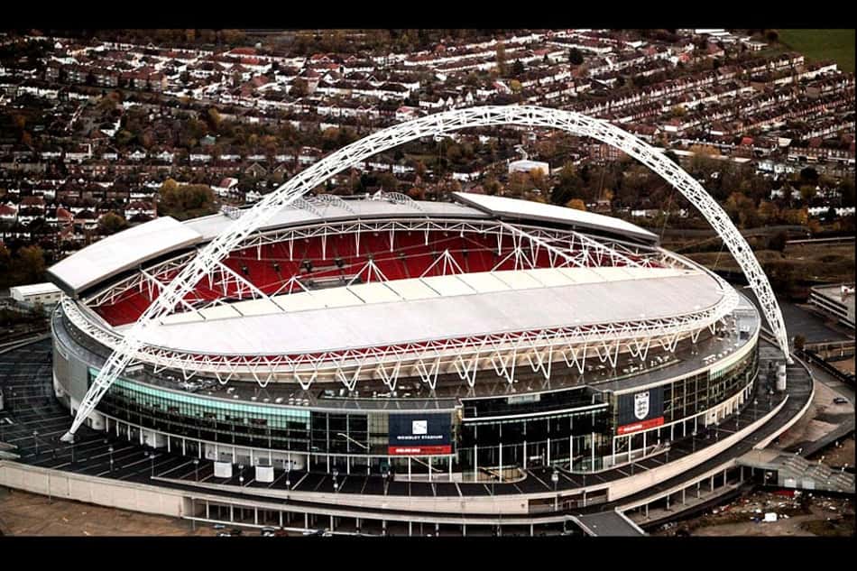 Tottenham anuncia Wembley como nova casa para próxima temporada