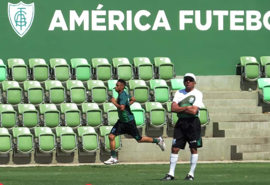 Bulla na Rede: 60% dos clubes da Série A trocaram de técnico em 2016