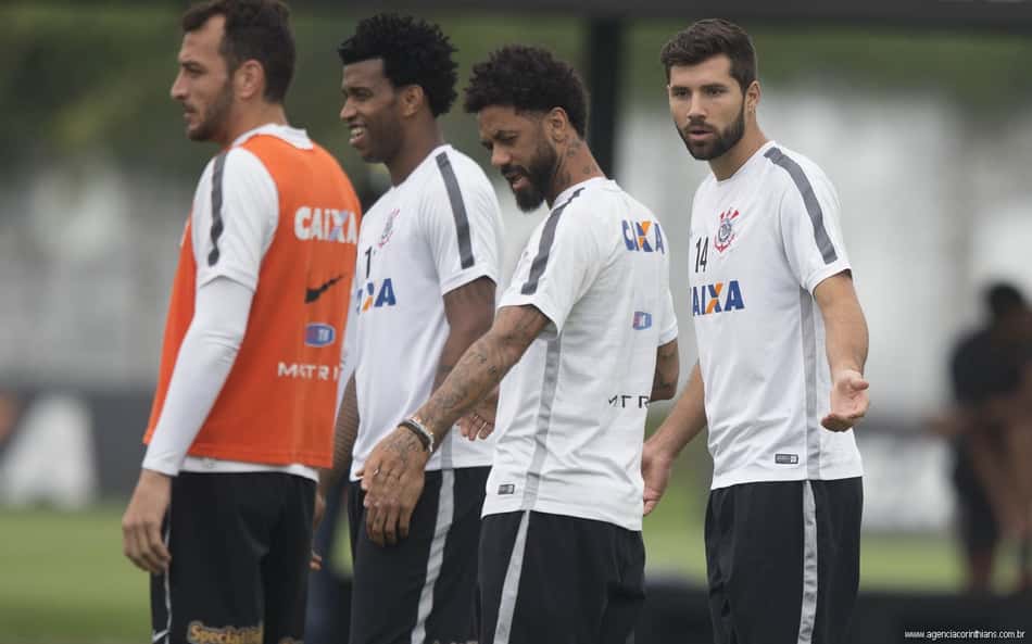 Sem 'Renadson', Corinthians não deve poupar titulares contra o Avaí