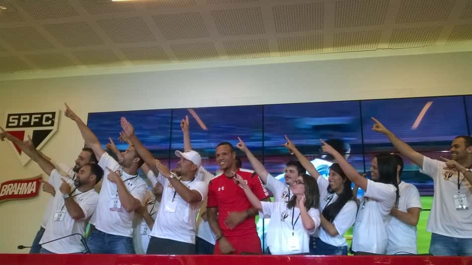 Fabuloso chora em adeus ao São Paulo: 'Estou morrendo um pouco'