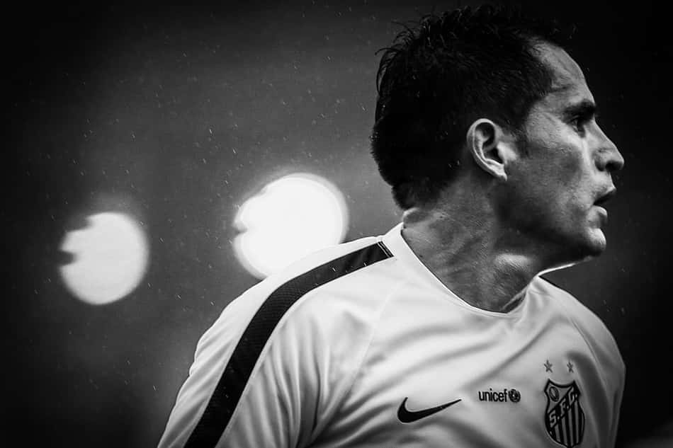 Liberado do último jogo, Ledesma se chateia por falta de espaço no Santos