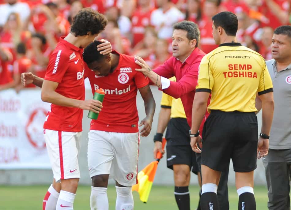 NÚMEROS: Vitinho é o destaque do Inter na vitória sobre o Cruzeiro
