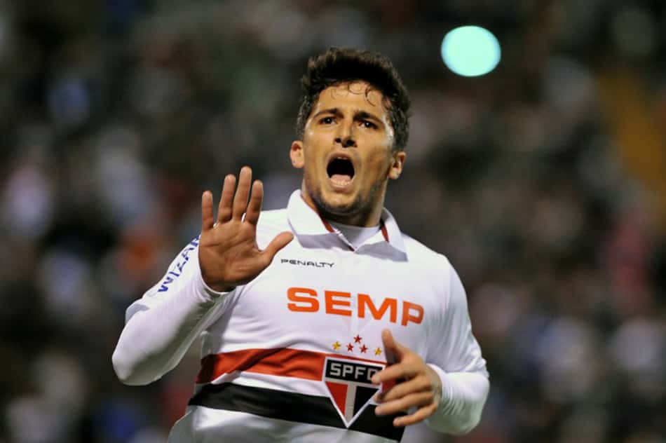 Aloísio 'Boi Bandido' se destacou pelo São Paulo e se transferiu para o Shandong Luneng em 2014