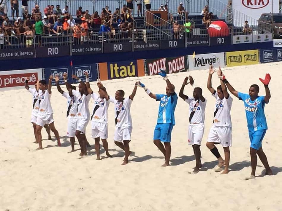 Vasco futebol de areia (Foto: Reprodução/Facebook)
