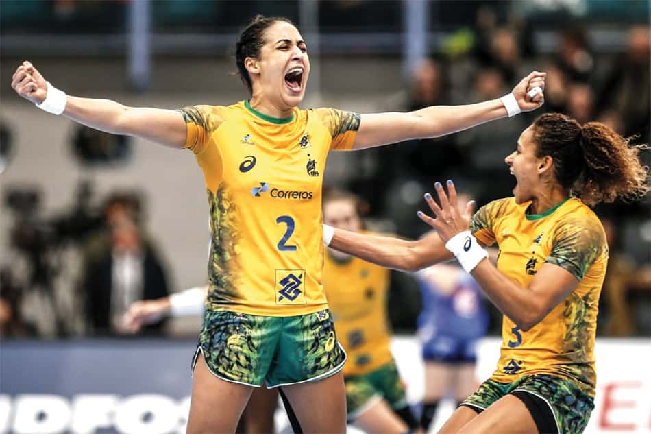 Brasil atropela Cuba na estreia do Torneio Quatro Nações