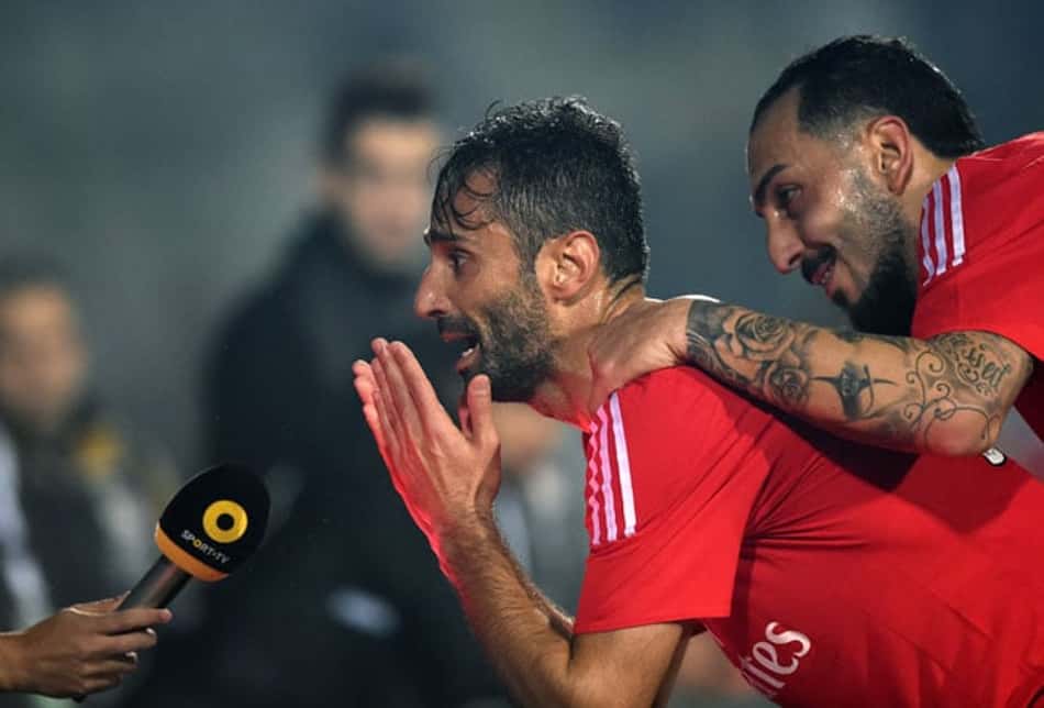 Benfica vence o Vitória de Setúbal e vai secar Sporting e Porto