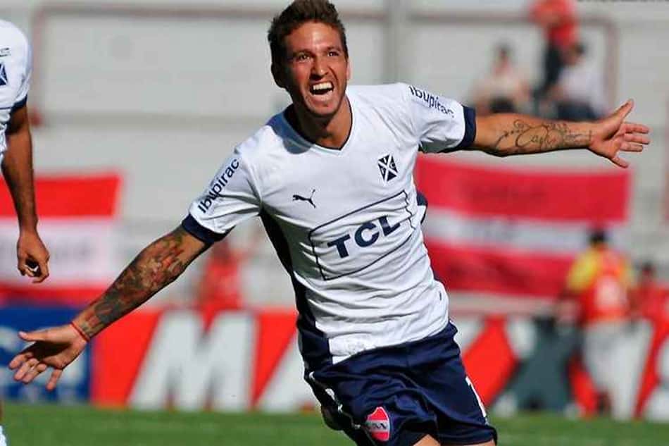 'Pedido' pela torcida, argentino indica desejo de defender América-MG