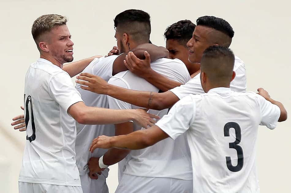 Técnico elogia Peixe da Copinha, mas avisa: 'Temos muito o que melhorar'