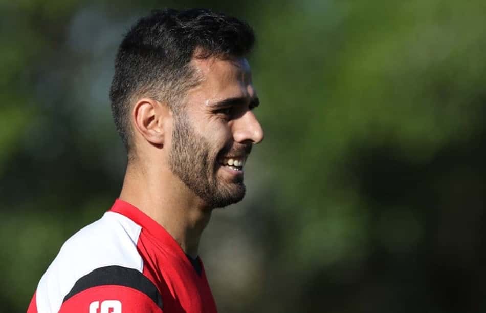 Zagueiro revela drama familiar, pede nova chance no São Paulo e chama Aidar de 'mosca morta'