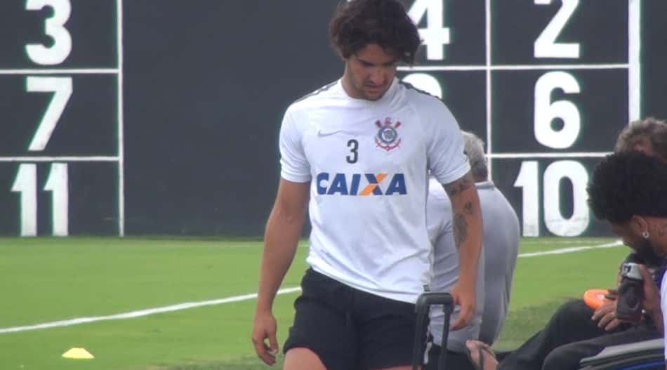Klopp descarta Pato e dá conselho a jornalista: 'Não siga estas pistas'