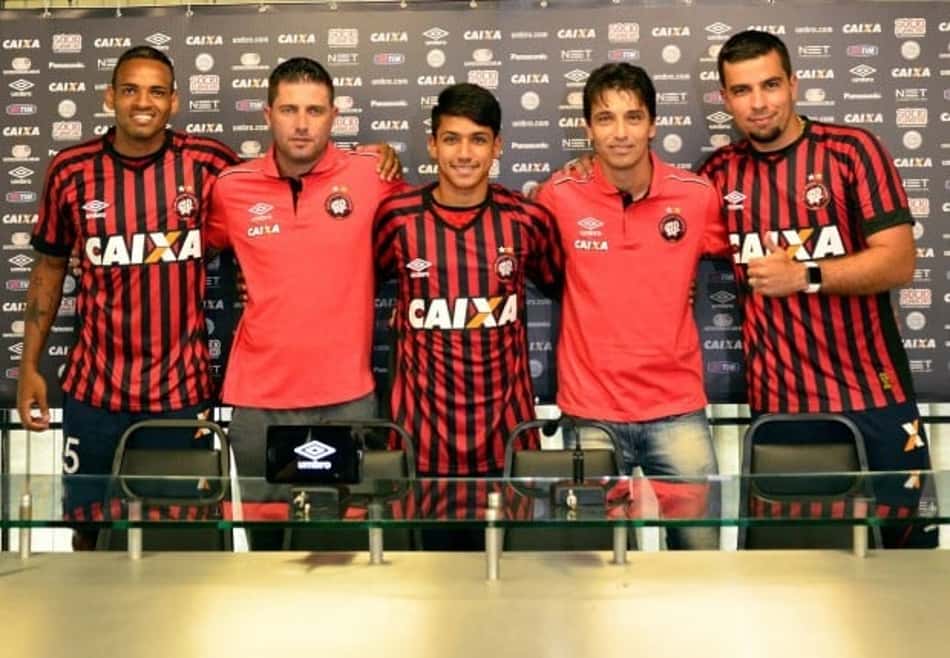 Anderson Lopes e André Lima (Foto: Divulgação / Atlético-PR)