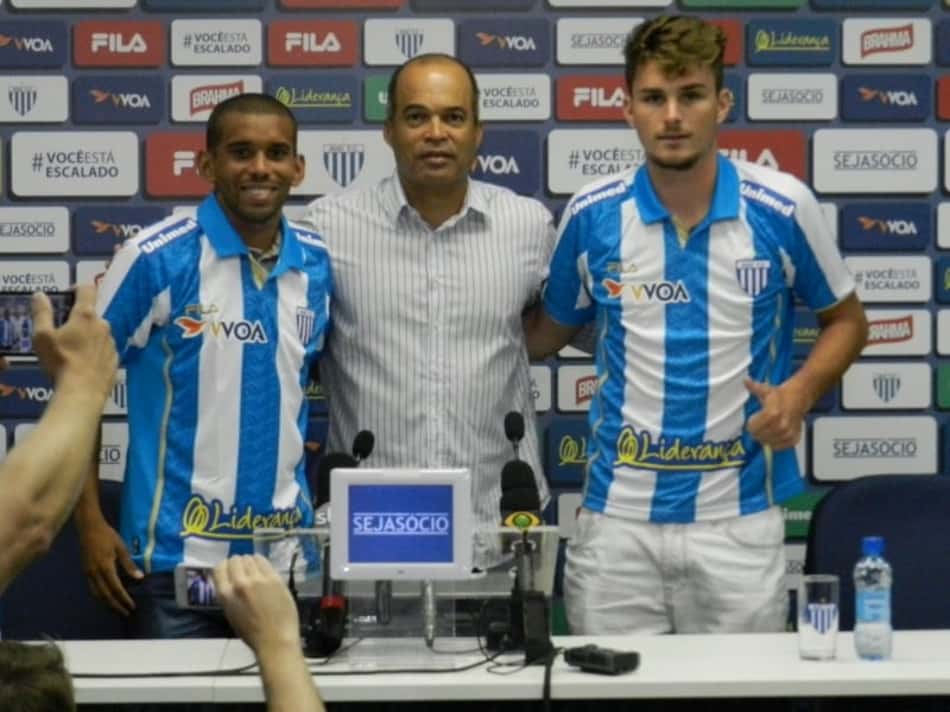 Avaí apresenta dois novos reforços para a temporada