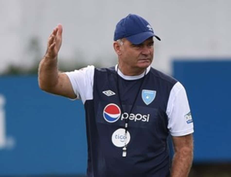 Ex-técnico da Guatemala: 'Não votei em Mascherano. Votei em Messi'
