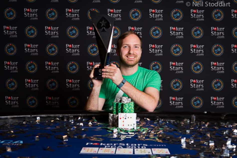 PCA 2016: Mike 'SirWatts' Watson é o mais novo campeão do Main Event