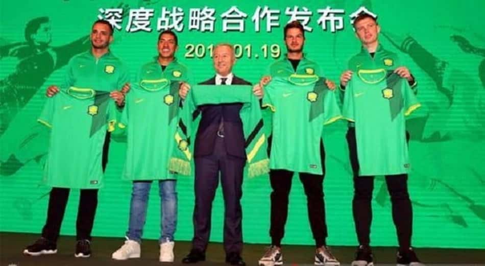Zaccheroni não resiste aos maus resultados e é demitido na China