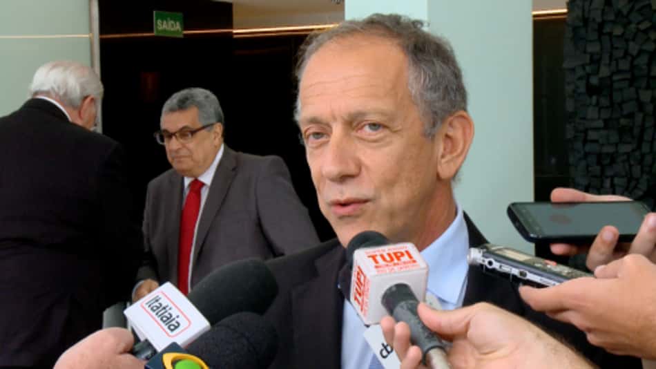 Secretário-geral da CBF rebate críticas de Autuori: 'Bravatas'