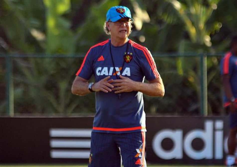 Após queda na Copa do Nordeste, Sport anuncia a demissão de Falcão