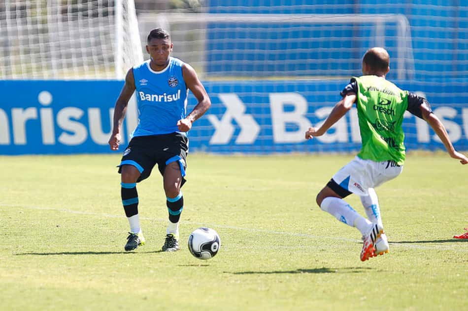 Reservas do Grêmio ficam no 0 a 0 em jogo-treino com Novo Hamburgo