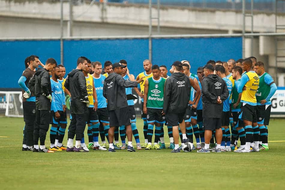 Grêmio terá time reserva reforçado por Marcelo Grohe contra o Avaí