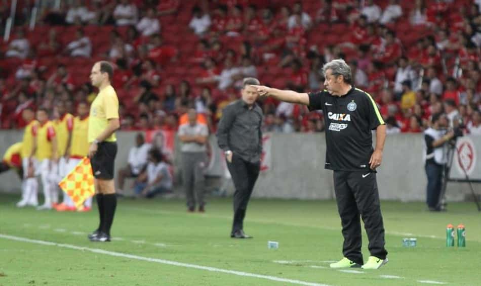 Mirando título, Coritiba abre a rodada do Paranaense diante do Cascavel