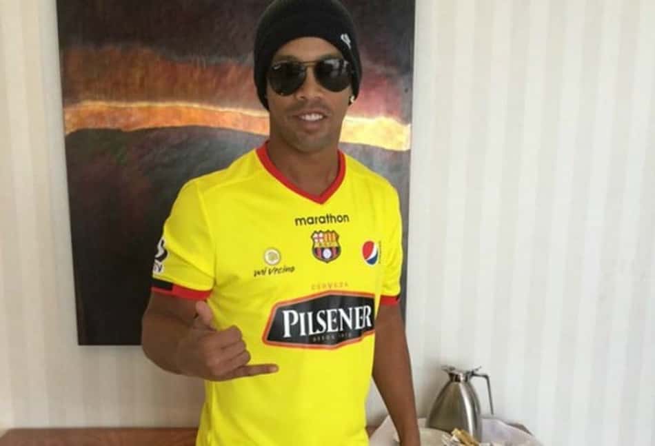 Ronaldinho Gaúcho pede R$ 34 milhões para jogar no Newcastle
