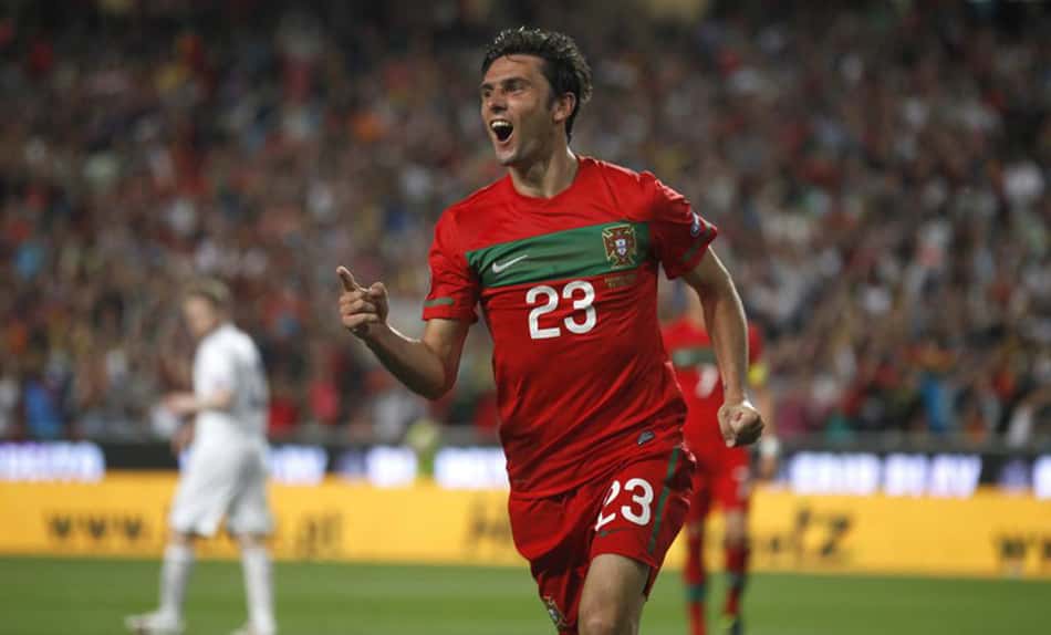 Helder Postiga pela seleção portuguesa (Foto: Arquivo Lance)