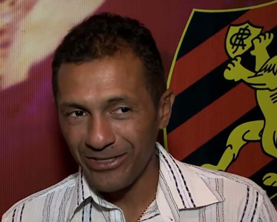 LANCE! relembra a carreira do ex-atacante Leonardo