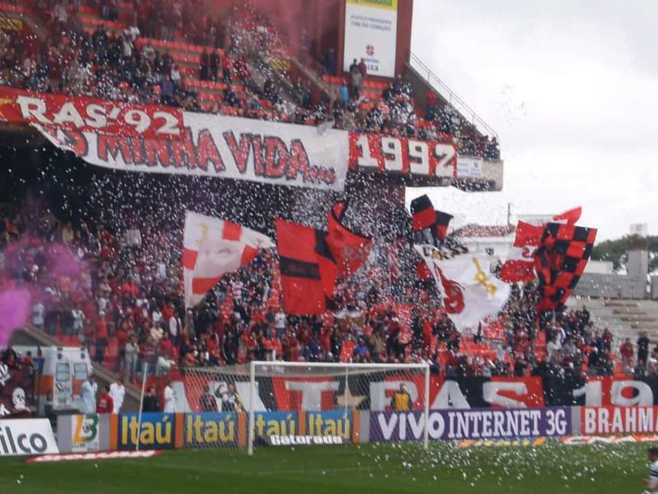 Ultras e Atlético-PR entram em acordo, e organizada retorna aos jogos do clube