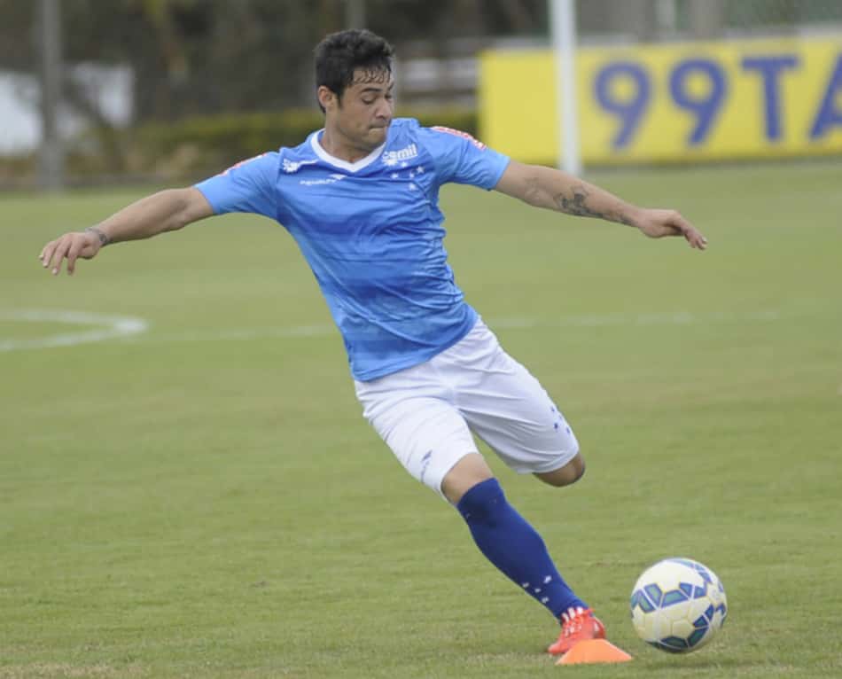 Vinícius Araújo tem empréstimo confirmado para o Sport