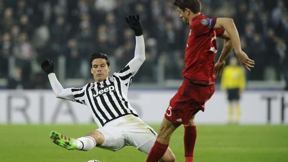 Hernanes comemora título italiano pela Juventus: 'Alegria total'