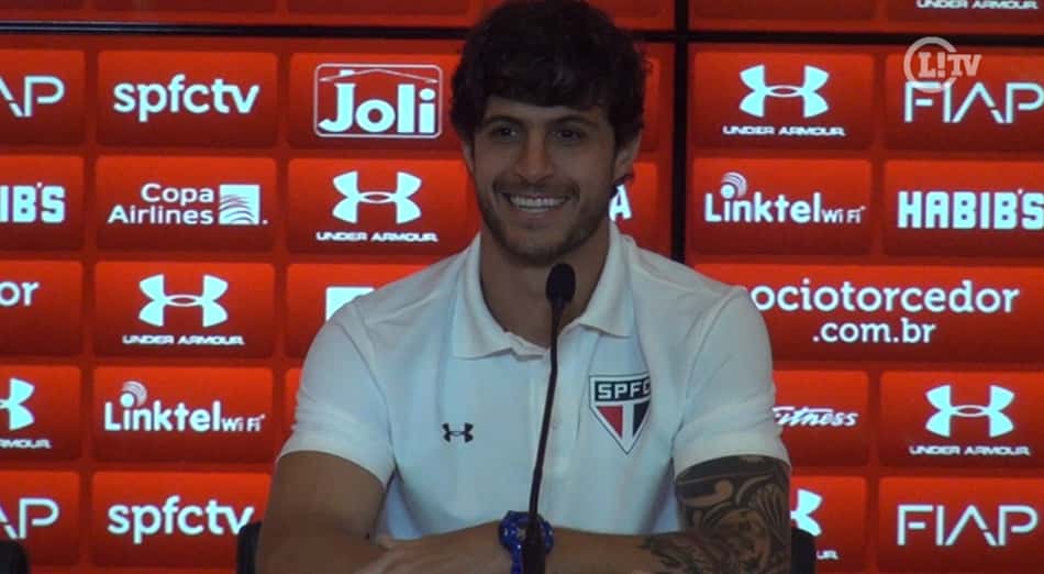 Hudson vê 'respeito' como capitão do São Paulo, mas diz: 'É só um símbolo'